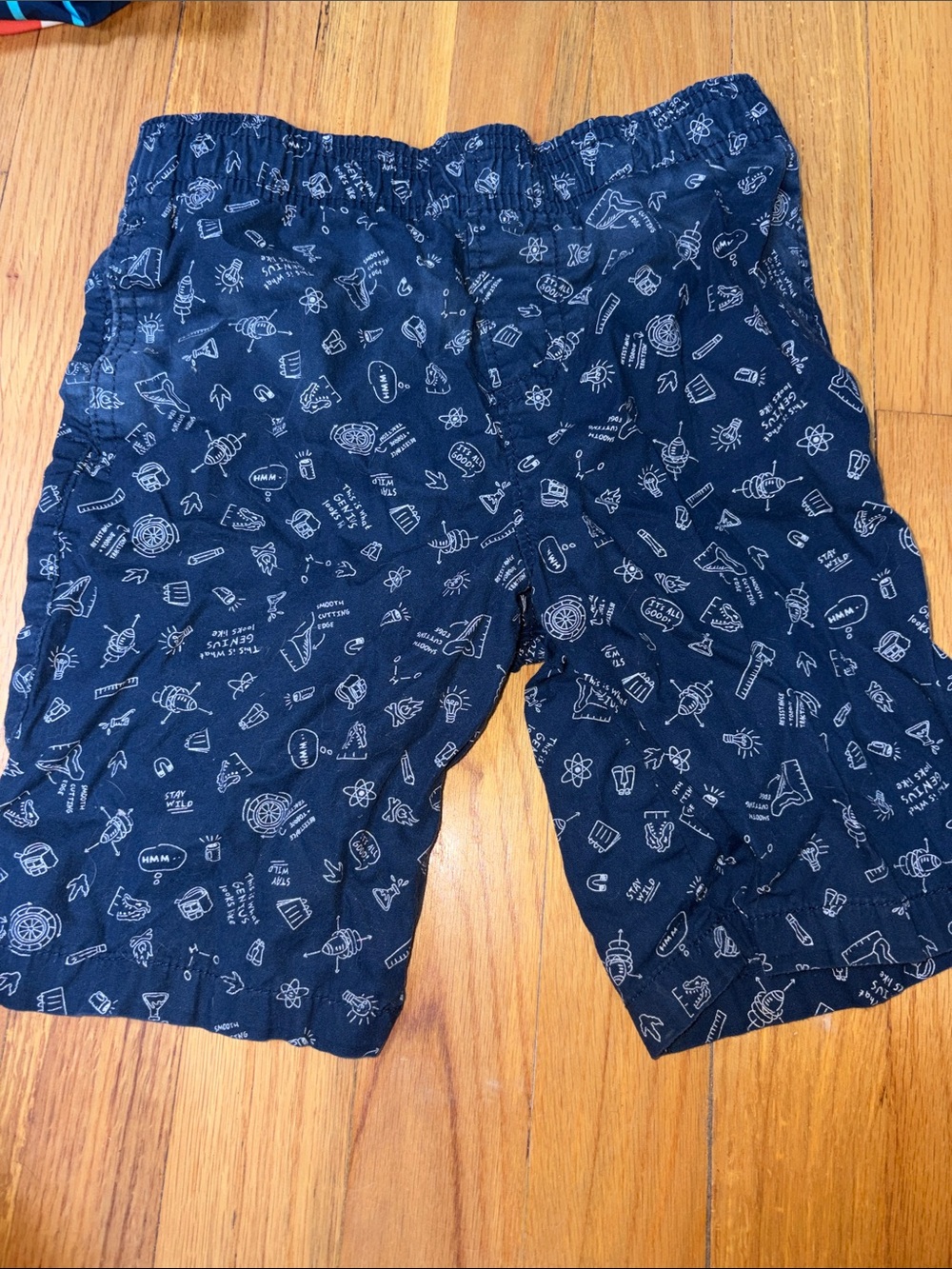 ⭐️ 3 for $15.00⭐️365 Kids sz6 Navy Patterned Casual Shorts